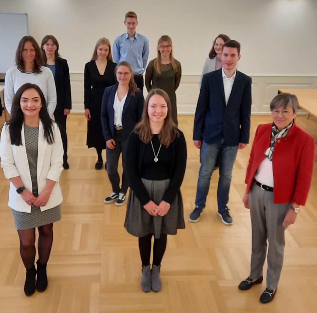 Ernennung zur Regierungsinspektorinnen und –inspektoren Ernennung zur Regierungsinspektorinnen und –inspektoren