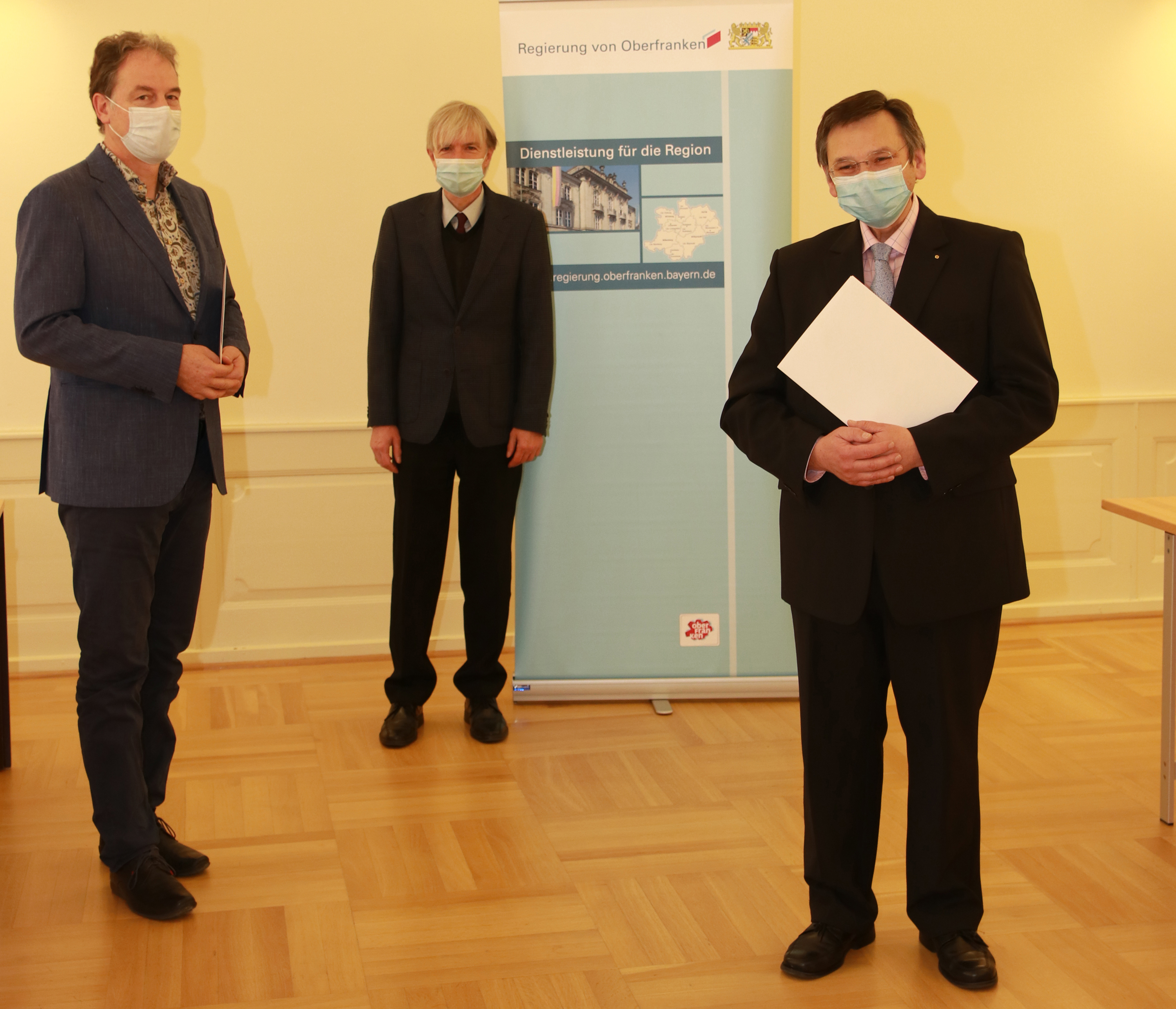 Von links nach rechts: Rupert Mayer, Regierungsvizepräsident Thomas Engel,
Dr. Günter Beck.