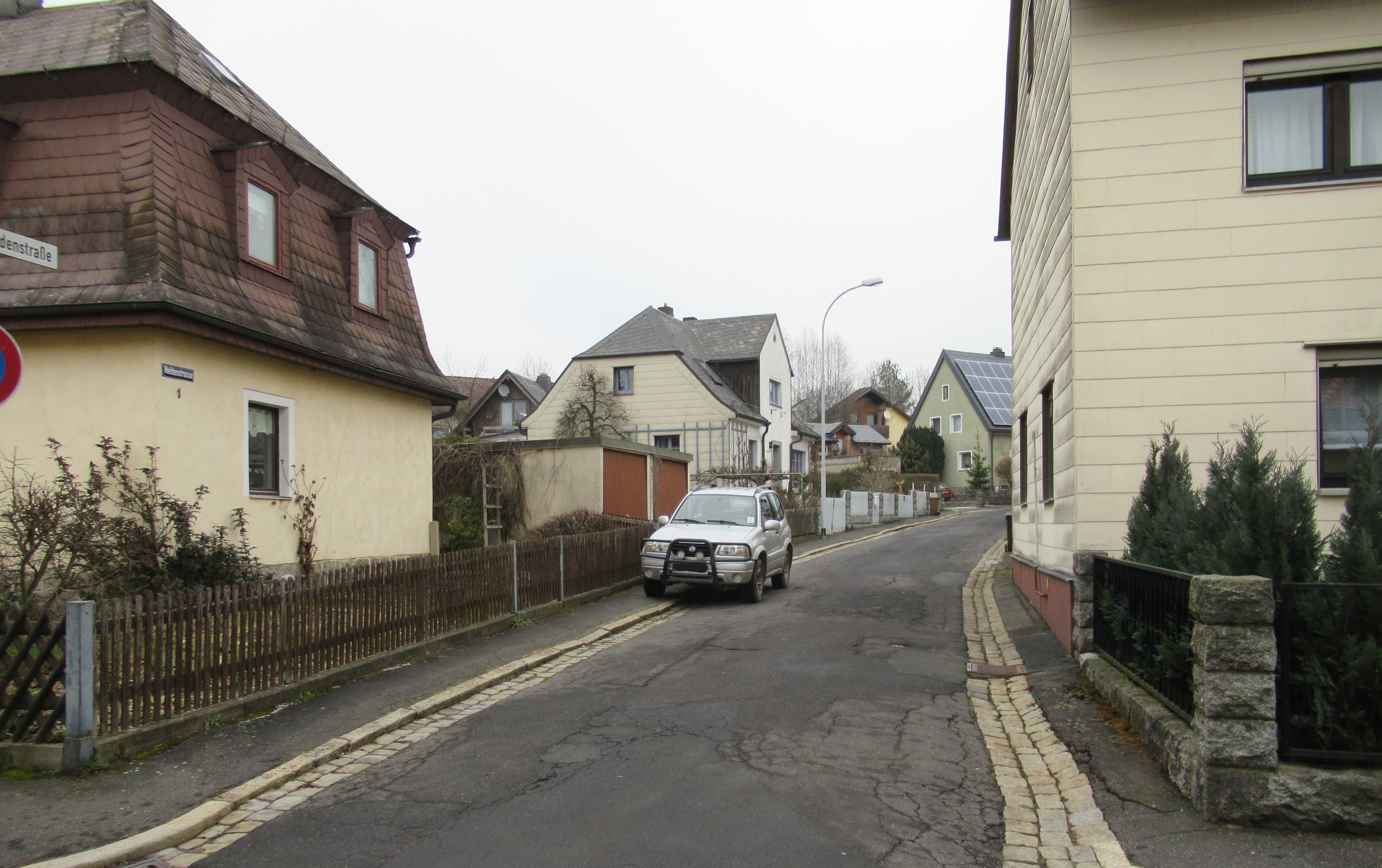 Heldenstraße in der Stadt Wunsiedel, Schäden im Bestand